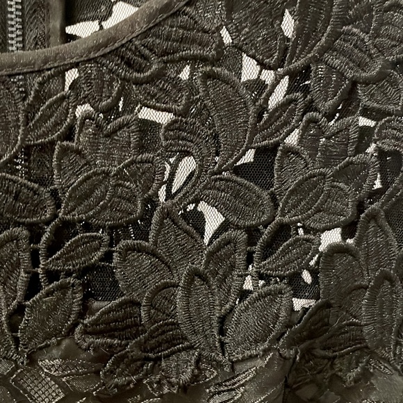 White House Black Market black cocktail dress size 6 - Picture 3 of 7